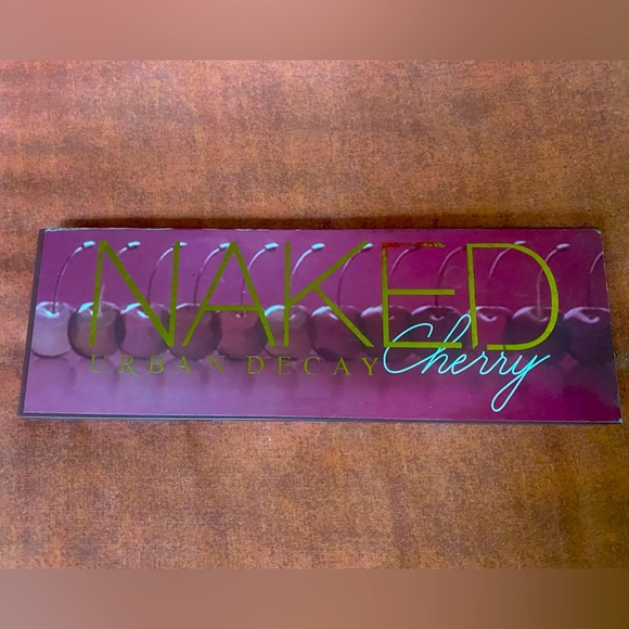 Urban Decay Other - ❌❌❌SOLD❌❌❌Brand new urban decay eyeshadow palette